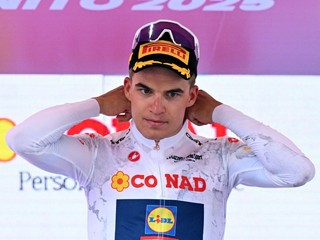 Český cyklista Mathias Vacek počas Giro d'Italia 2025. 