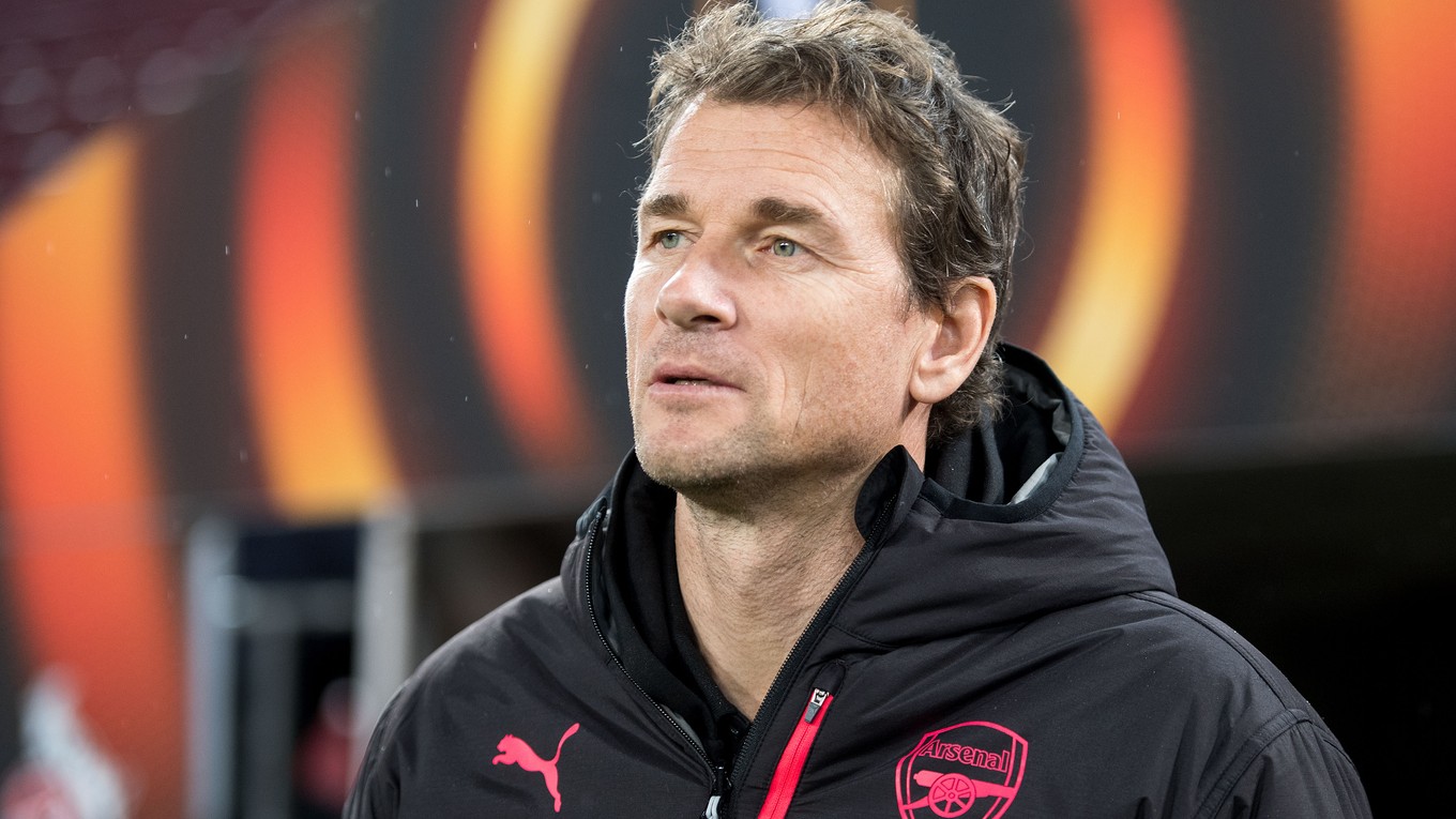 Jens Lehmann v roku 2017 ešte ako asistent trénera anglického Arsenal Londýn.
