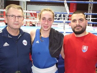 Tibor Hlavačka (tréner), Tamara Kubalová a Andrej Horný (tréner) .