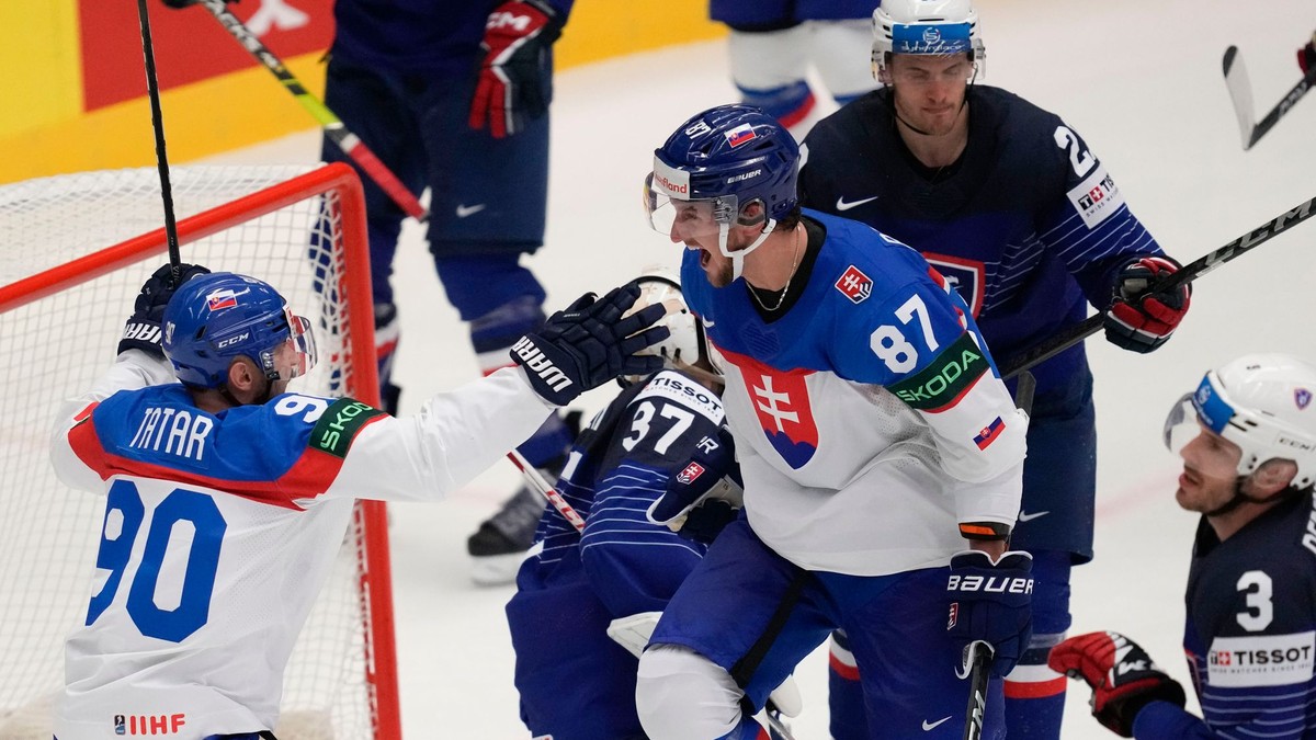 VIDEO: Pozrite si zostrih zápasu Slovensko - Francúzsko na MS v hokeji 2024