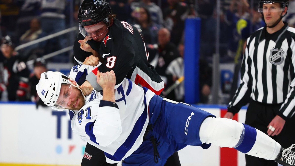 Erik Černák sa pobil s Michaelom Kesselringom