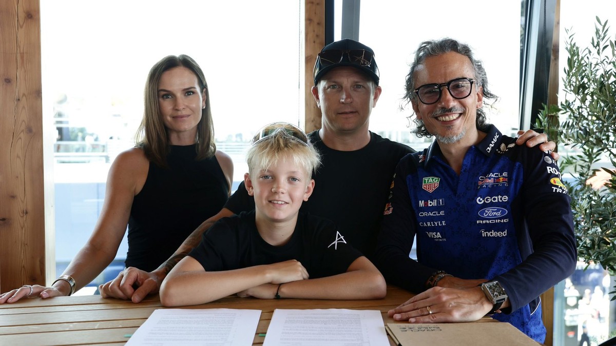 Robin Raikkonen (v strede)