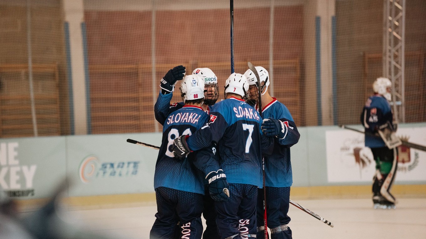 Slovenskí reprezentanti na ME v inline hokeji do 19 rokov 2025.