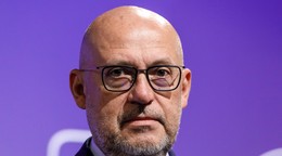 Anton Siekel.