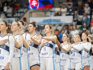 Na snímke slovenské basketbalistky.