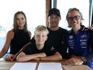 Robin Raikkonen (v strede)