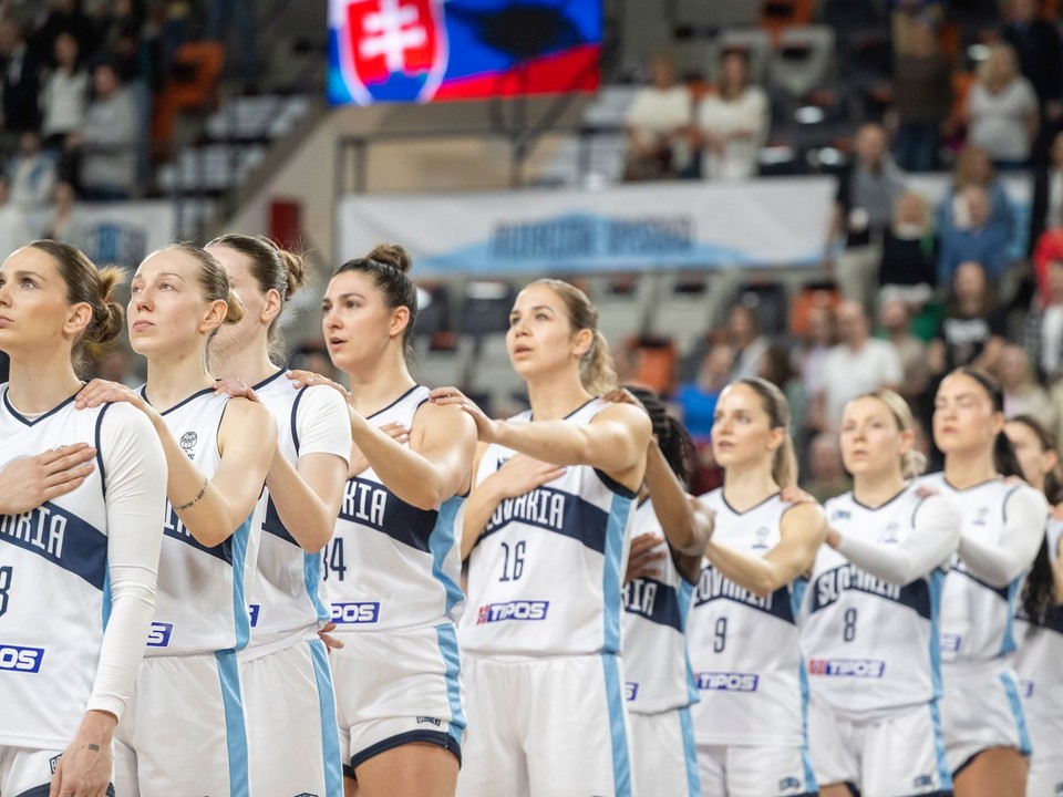 Na snímke slovenské basketbalistky.