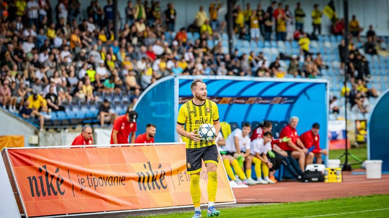 Momentka zo zápasu Interu Bratislava v II. lige. 