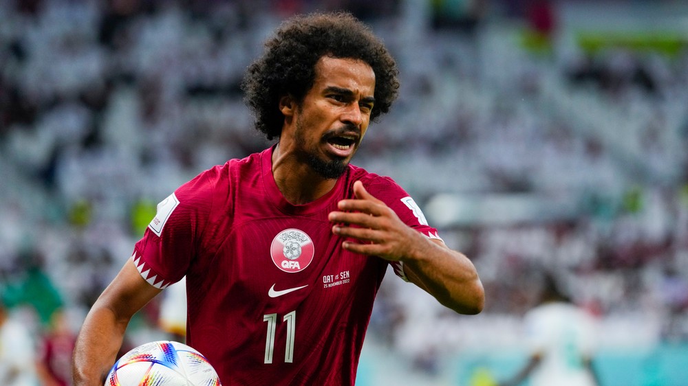 Katar skladal tím v škôlkach. Sen šejkov bol futbalová nočná mora