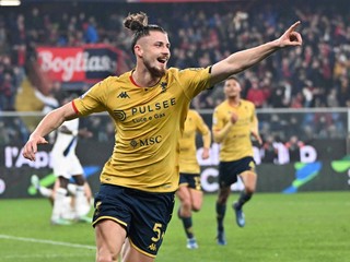 Radu Dragusin oslavuje gól v Serie A.