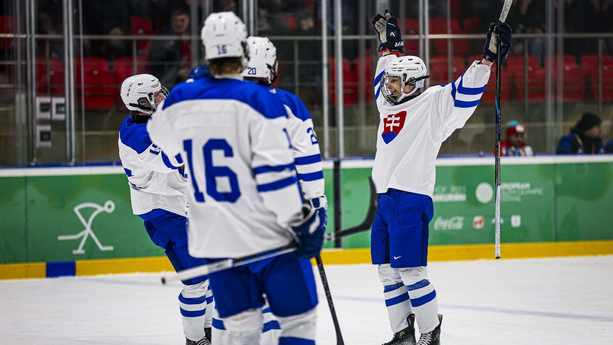 Slovenskí hokejisti na EYOF 2025