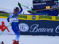 Talianka Sofia Goggiová sa teší v cieli super-G Svetového pohára alpských lyžiarok v americkom stredisku Beaver Creek