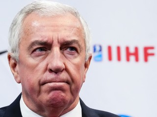 Prezident IIHF Luc Tardif.