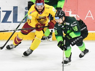 Zľava Nicholas Robert Baptiste z Trenčína a Daniel Gachulinec