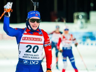 Na snímke slovenská biatlonistka Paulína Bátovská Fialková sa raduje v cieli vytrvalostných pretekov na 15 km.