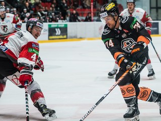 Colin Campbell v košickom drese (vpravo).