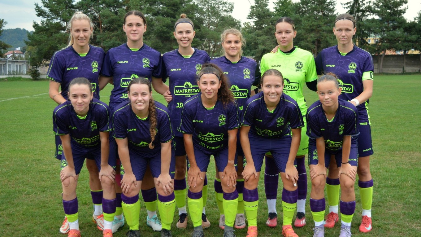 Futbalistky Partizán Bardejov.