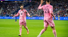 Lionel Messi sa teší z gólu