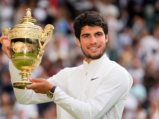 Španiel Carlos Alcaraz po triumfe vo Wimbledone 2023.