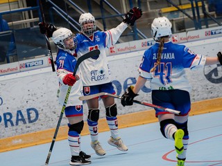 Slovenské hokejbalistky do 20 rokov. 