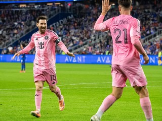 Lionel Messi sa teší z gólu