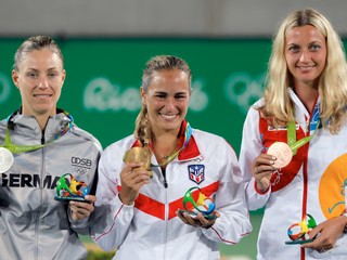 Medailistky z Rio de Janeiro 2016 - strieborná Angelique Kerberová, zlatá Monica Puigová a bronzová Petra Kvitová.