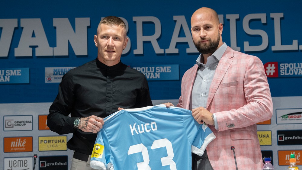 Slovan oficiálne potvrdil dohodu s Kuckom. Lanáril ho aj Weiss ml.