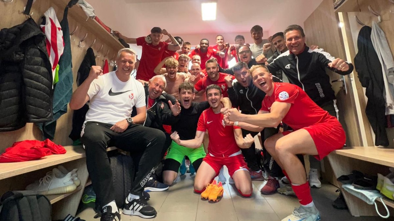 Futbalisti ŠKF Sereď.