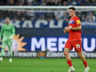 Adrián Kaprálik v drese Holsteinu Kiel.