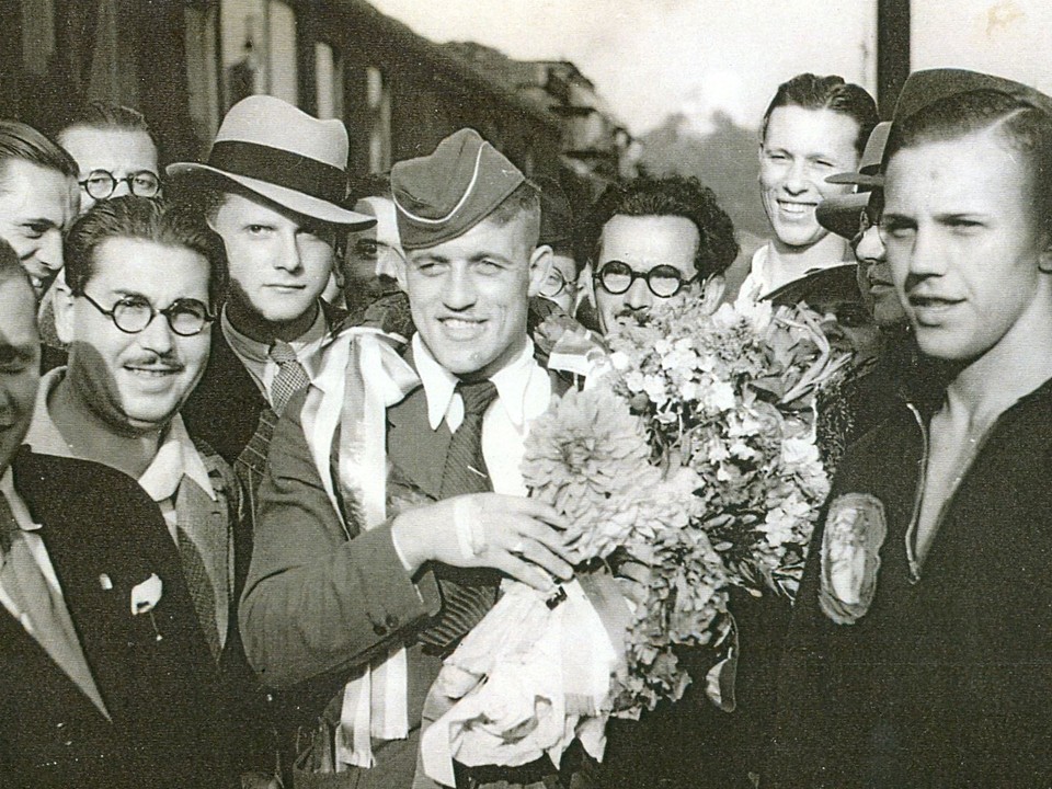 Jozef Herda po príchode z OH 1936.