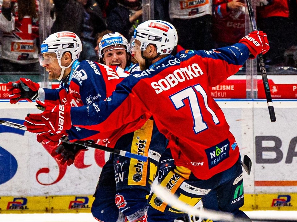 Hokejisti HC Dynamo Pardubice.