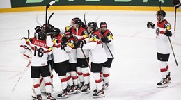 Hokejisti Rakúska sa tešia z postupu do štvrťfinále na MS v hokeji 2025.