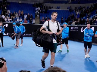 Andy Murray po nočnom zápase s Thanasim Kokkinakisom na Australian Open 2023.