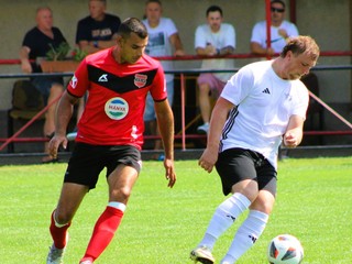 Róbert Kovács (vľavo) v drese ŠK Svodín.