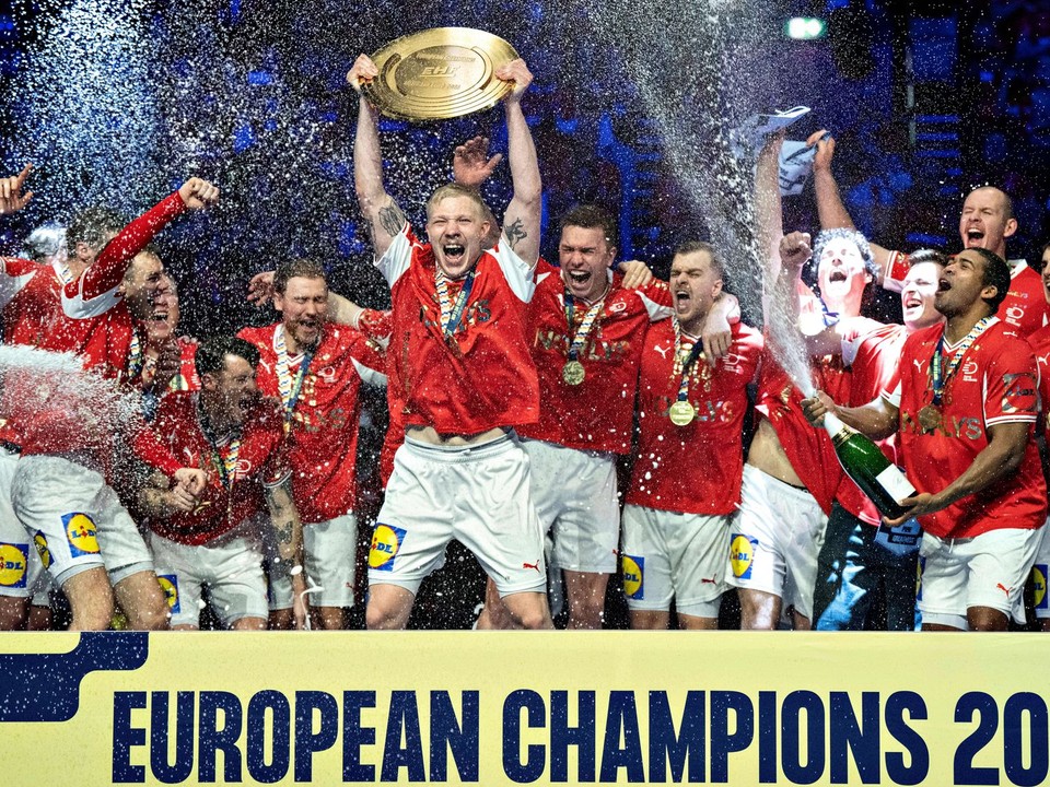 Dáni oslavujú majstrovský titul