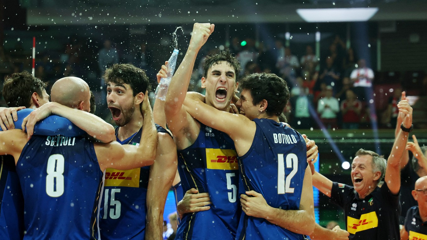 Volejbalisti Talianska triumfovali na MS 2022. 
