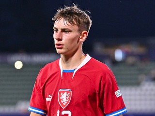 Sklamaný český futbalista Kryštof Daněk. 