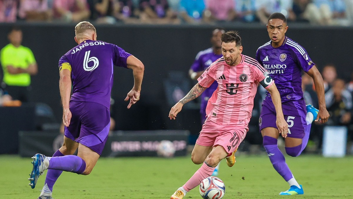 Lionel Messi (10) v drese Interu Miami proti Orlandu City.