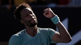 Gael Monfils sa teší z postupu na Australian Open 2025.