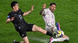 Elijah Just (vľavo) z Nového Zélandu a Guillermo Maripan z Čile