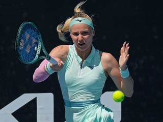 Slovenská tenistka Rebecca Šramková počas 1. kola Australian Open 2025. 