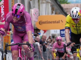ONLINE: Cyklisti idú záverečnú 21. etapu Giro d'Italia 2025.