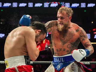 Jake Paul a Julio Cesar Chavez Jr.