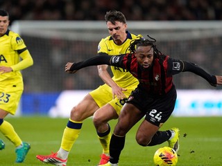 Antoine Semenyo a Joao Palhinha.