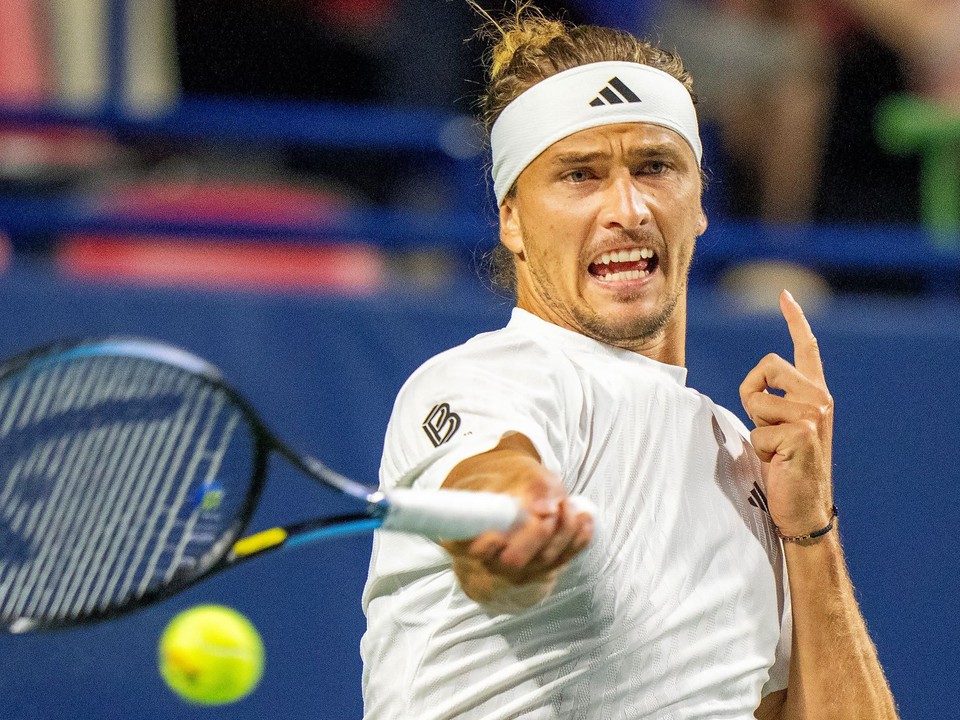 Nemecký tenista Alexander Zverev počas turnaja v Toronte 2025. 