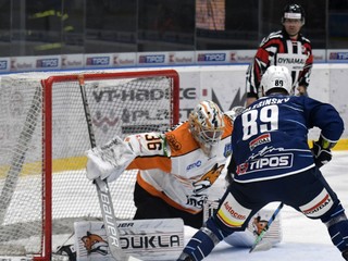 Adrián Holešinský v drese HK Nitra.