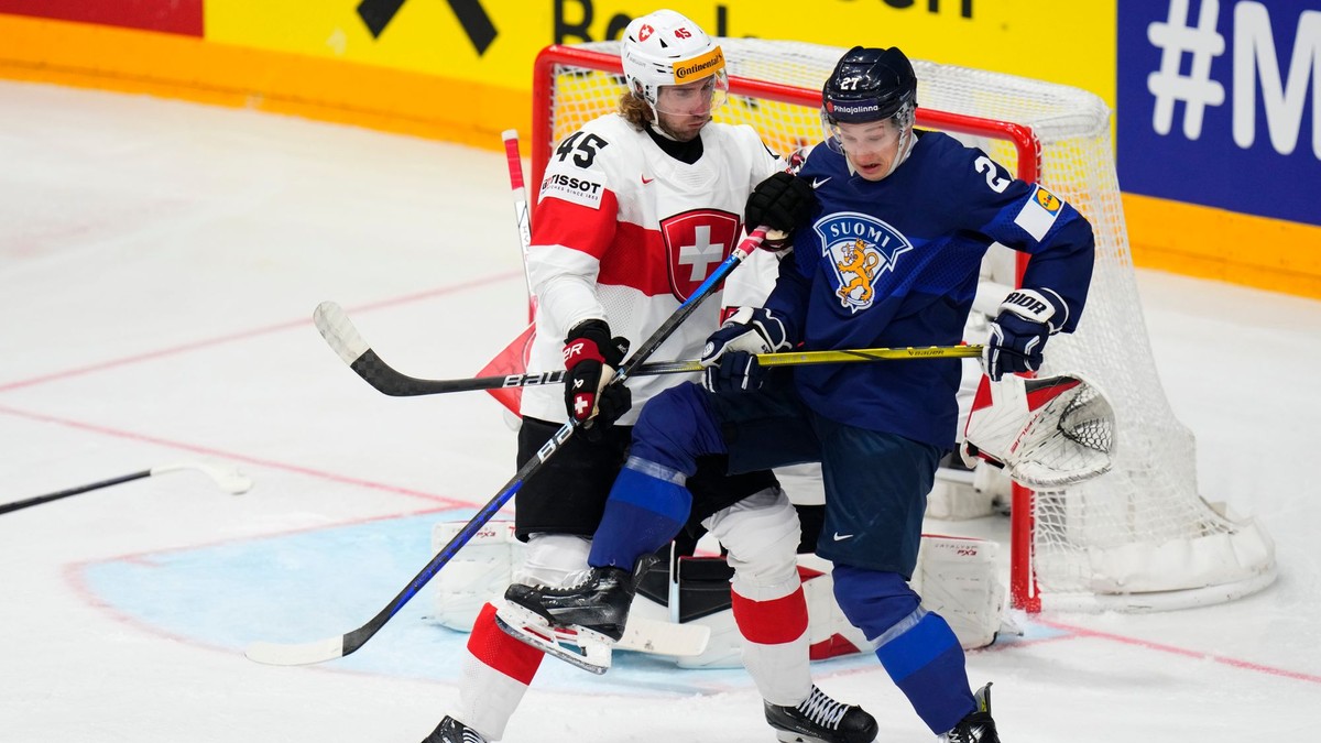 Fotka zo zápasu Fínsko - Švajčiarsko na MS v hokeji 2024.