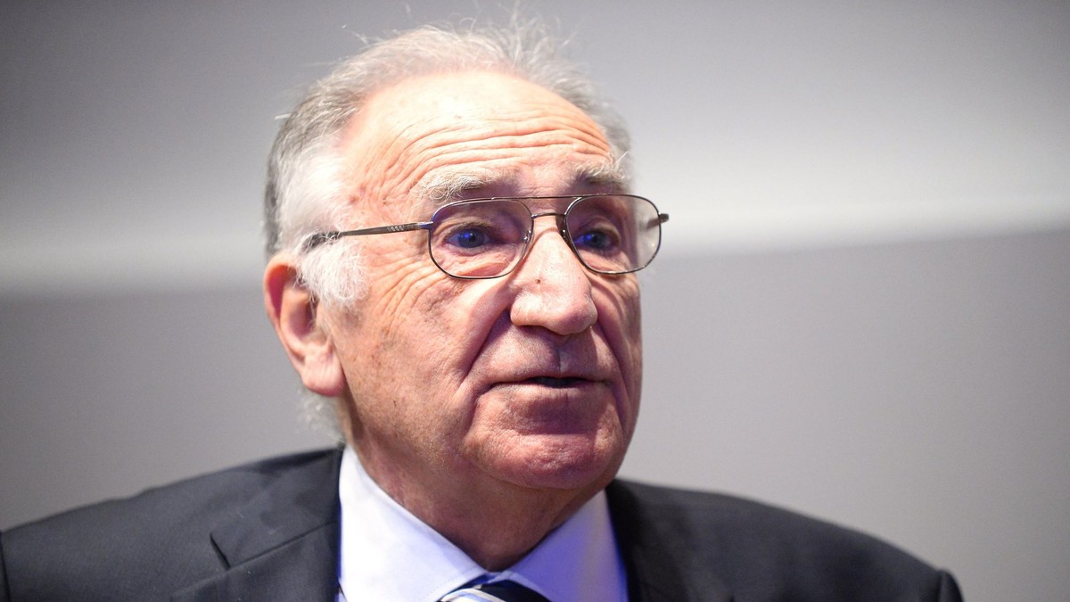 Jean-Pierre Escalettes. 