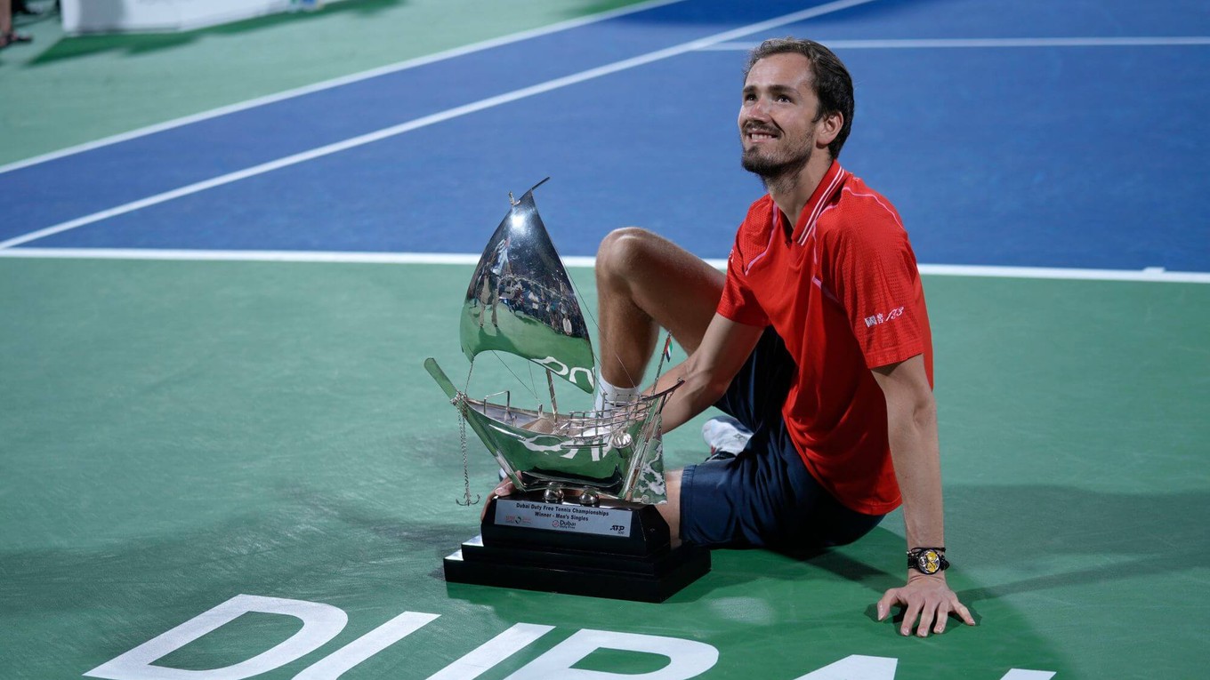 Ruský tenista Daniil Medvedev vyhral turnaj ATP v Dubaji 2023.