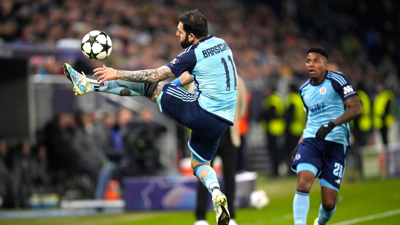 Tigran Barseghjan počas zápasu 5. kola ligovej fázy Ligy majstrov Slovan Bratislava - AC Miláno.
